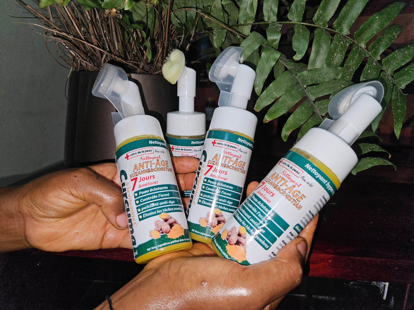 PROMOTION (NETTOYANT ANTI-AGE suzanneetchristian)
